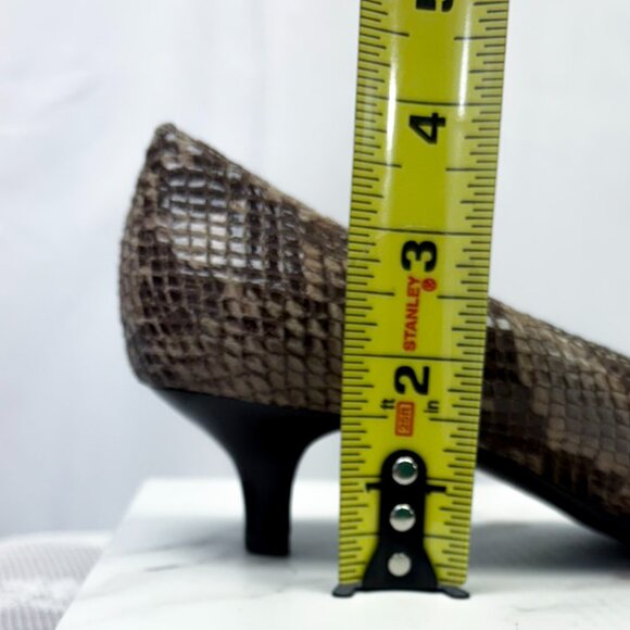 Calvin Klein Snake Print Kitten Heels Shoes - Picture 12 of 12